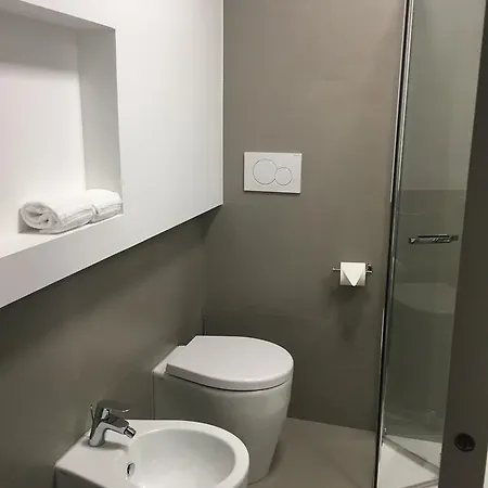 Jo Марано-Лагунаре