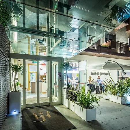 Jolanda Hotel
